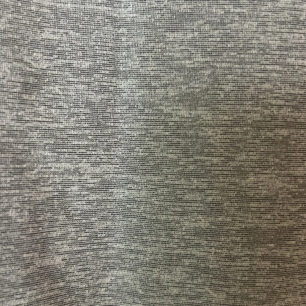 Nike Dri-Fit Gray Athletic Shirt Size Extra Small - Picture 3 of 8